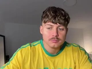 Offline noah_sandler on Flirt4Free