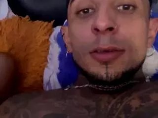 Freechat oliver_terry on Flirt4Free