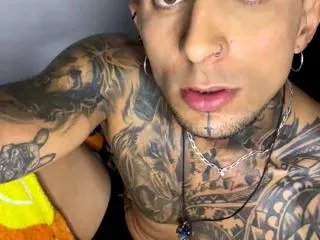 Freechat oliver_terry on Flirt4Free