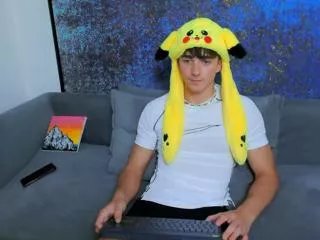 Freechat pierce_bailey on Flirt4Free