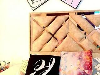 Freechat reachel_campell on Flirt4Free