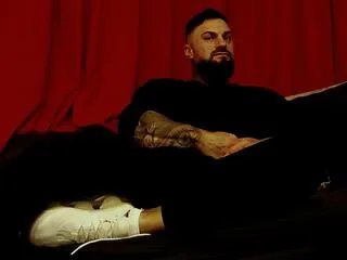 Freechat ricky_stuart on Flirt4Free