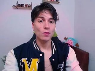 Offline ryan_rousse on Flirt4Free