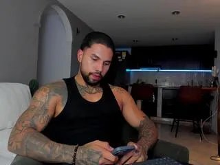 Offline sebastian_gaizor on Flirt4Free