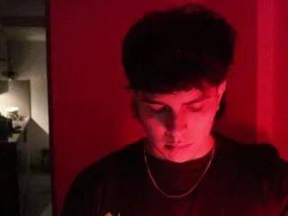 Offline tony_hoffa on Flirt4Free