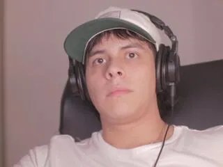 Offline tony_hoffa on Flirt4Free