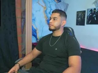 Private tyler_price on Flirt4Free