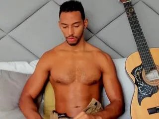 Freechat tylor_jess on Flirt4Free