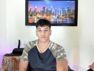 Offline yoxi_martinez on Flirt4Free