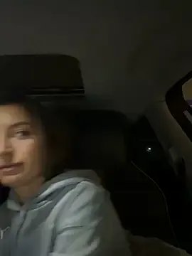 Freechat -AngelAri- on StripChat