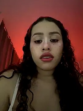 Freechat 18_salo on StripChat