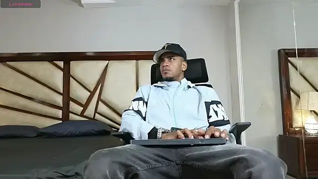 Freechat AaronCruz_ on StripChat