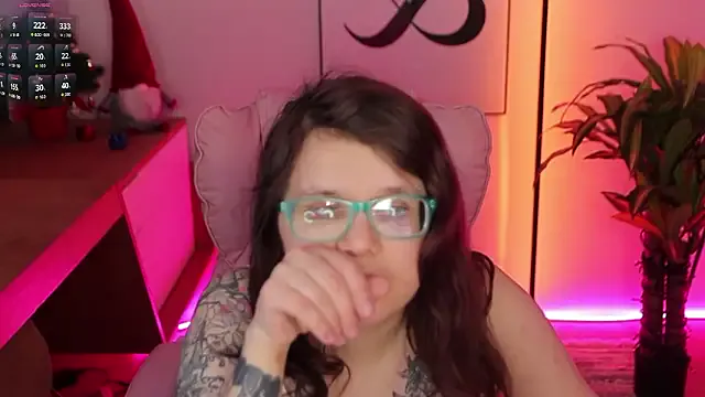Ariell_Mini room chat