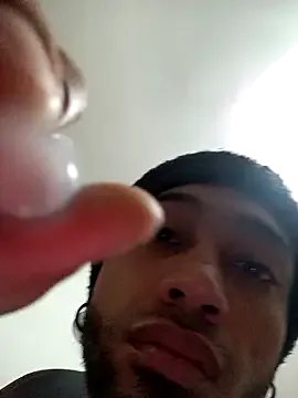 Freechat Aron_Baylor on StripChat