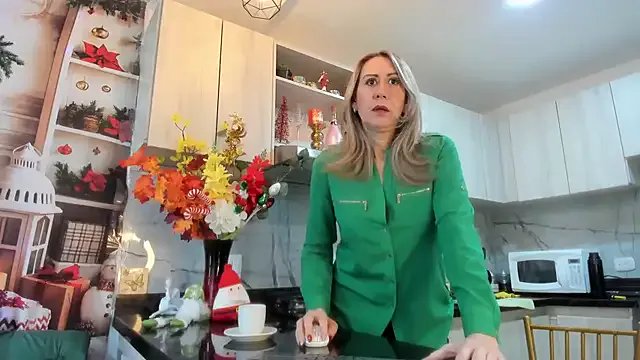 Private ashleymilf_1 on StripChat