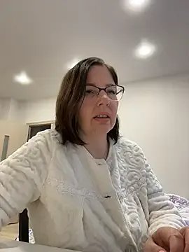 Freechat B_Bonya_m on StripChat