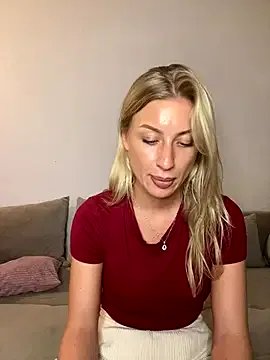 Freechat belle98 on StripChat