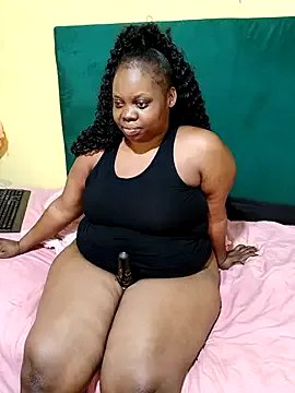 Freechat BootyGoddess23 on StripChat