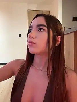 Freechat carolynnetrujillo on StripChat