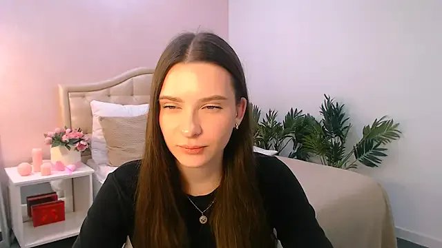 Freechat charming_berry on StripChat