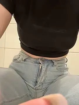 Freechat Cumonmme on StripChat