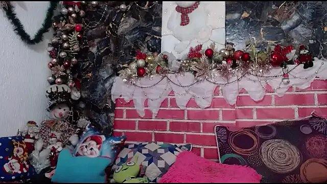 Freechat DesireDirtyTS__ on StripChat