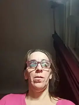 Dettybitch40 on StripChat 