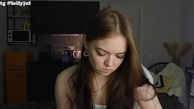 doll_lol_ on StripChat 