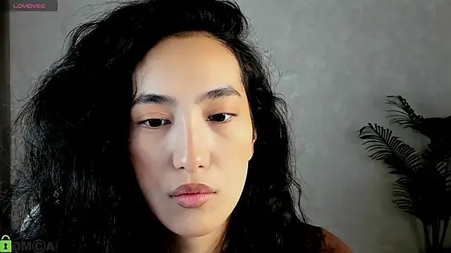 Freechat FlirtyAura on StripChat