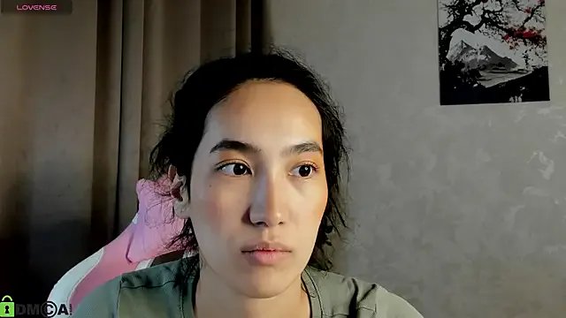 Freechat FlirtyAura on StripChat