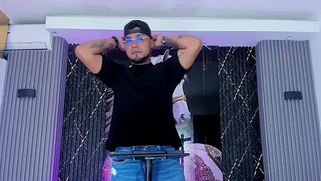 Private handsome_boys22 on StripChat