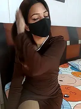 Freechat Hot_malika19 on StripChat