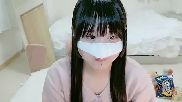 Group im_hina2 on StripChat