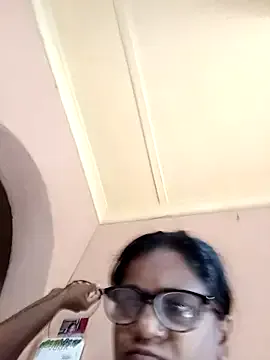 indianstrawberrylips4u