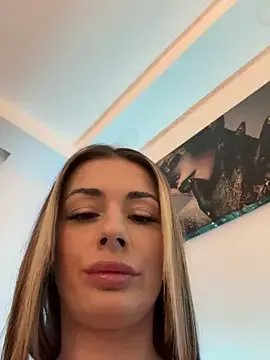 Group IsabellaEtthan on StripChat