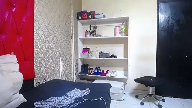 Freechat ItsMsBankss02 on StripChat