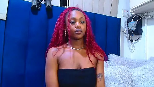 Freechat ItsMsBankss02 on StripChat