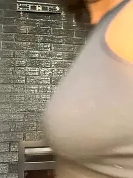 Freechat ItsMsBankss02 on StripChat