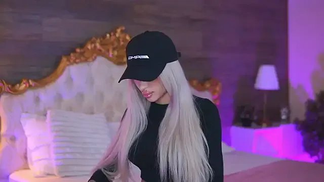 Freechat Juicy_Jessye on StripChat