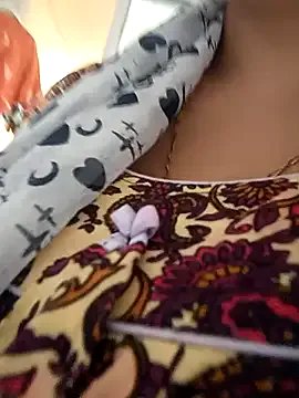 Freechat kaamuk_shweta on StripChat