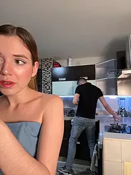 Freechat kevin_hotgirls on StripChat