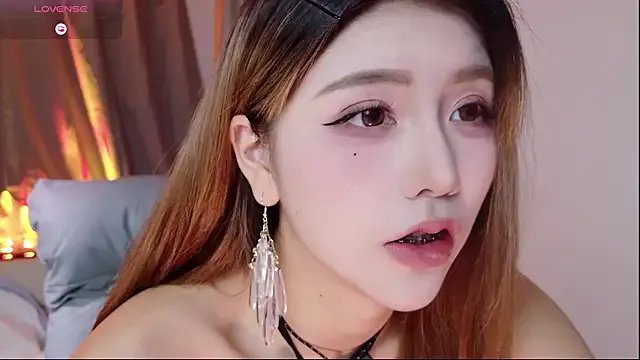 Freechat Kiki--2025 on StripChat