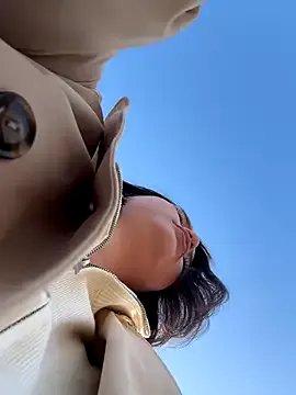 Freechat KikiWatson on StripChat