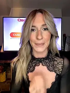 Freechat lola_tentatiion on StripChat