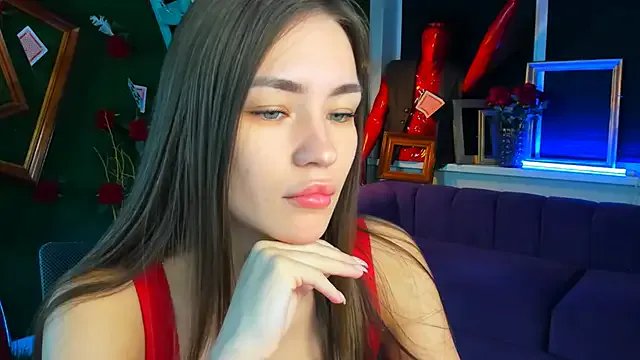 Freechat lollyrais on StripChat