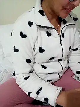 Group lolo890 on StripChat