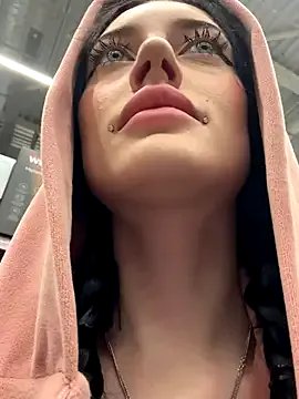 Freechat Melissa_crazy on StripChat