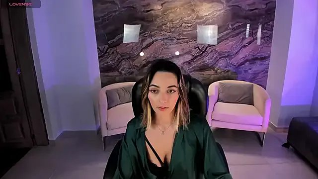 Freechat MelissaMoore_ on StripChat