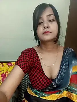 Group Miss-Riyasingh on StripChat