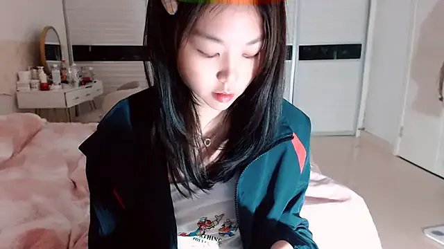 Freechat Miu1_girl on StripChat